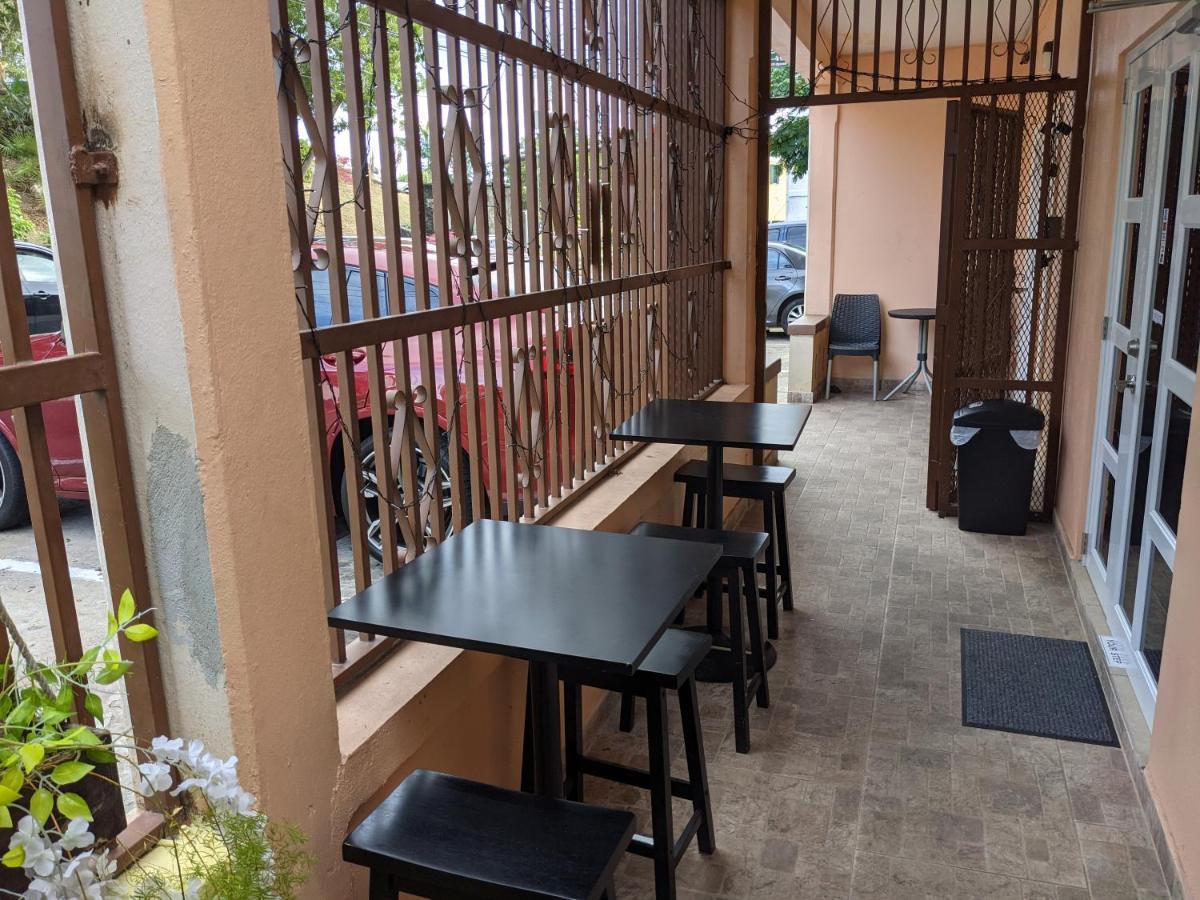 Midtown Guest House Charlotte Amalie Esterno foto
